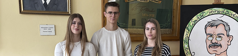 JEDYNI W&nbsp;POWIECIE – SUKCES UCZNIÓW EKONOMIKA W&nbsp;OGÓLNOPOLSKIEJ OLIMPIADZIE ZUS